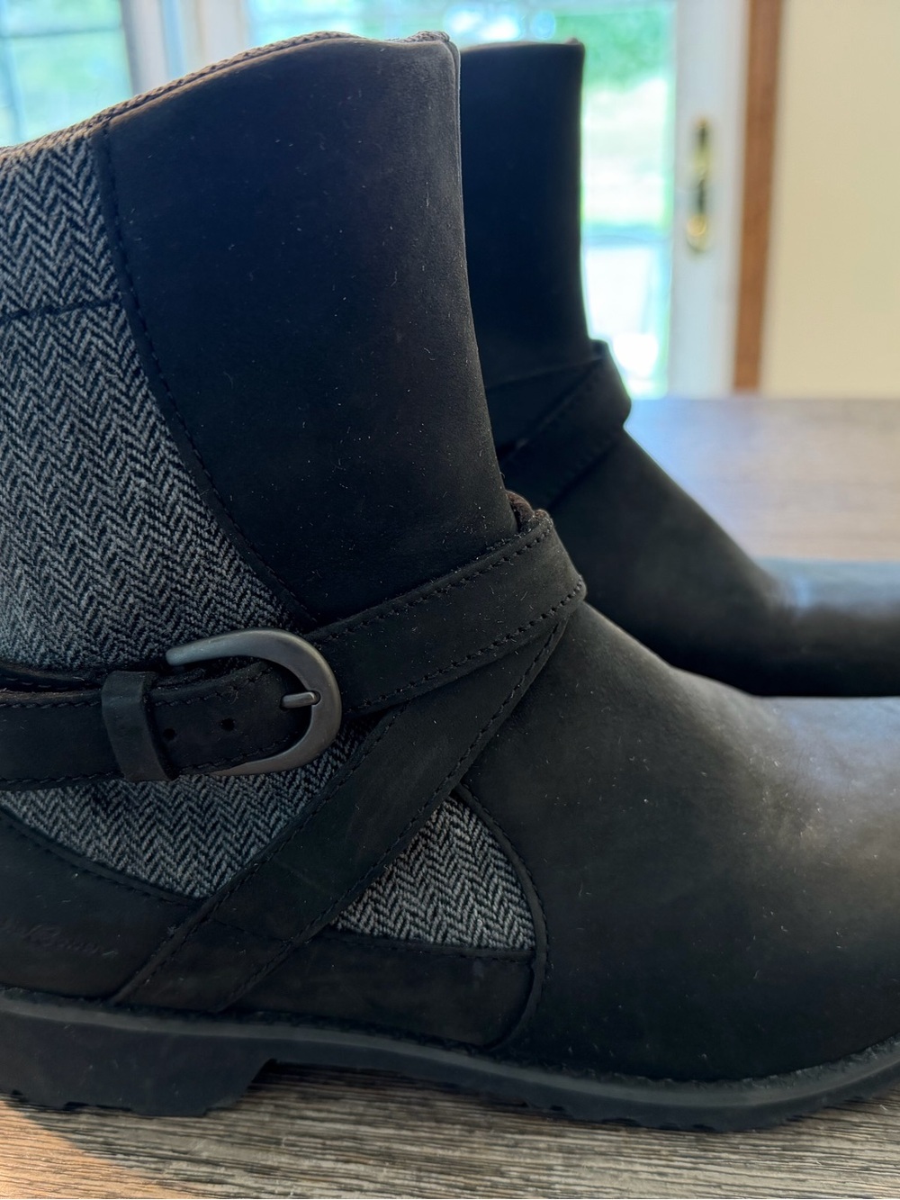 Women's Black Ankle Boots with Herringbone Accent. Eddie Bauer. Bin 127